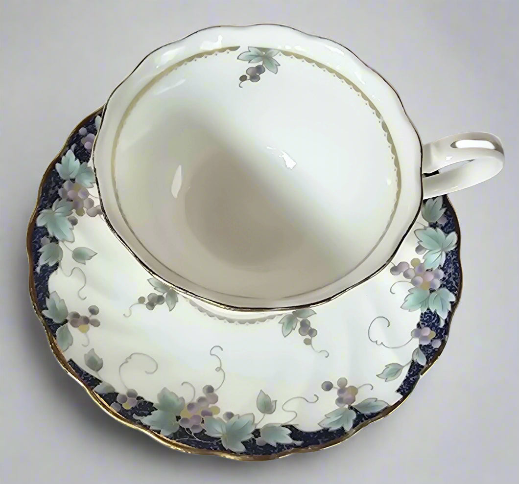 RARE Yamaka Made in Japan Beautiful Bone China Cup & Saucer