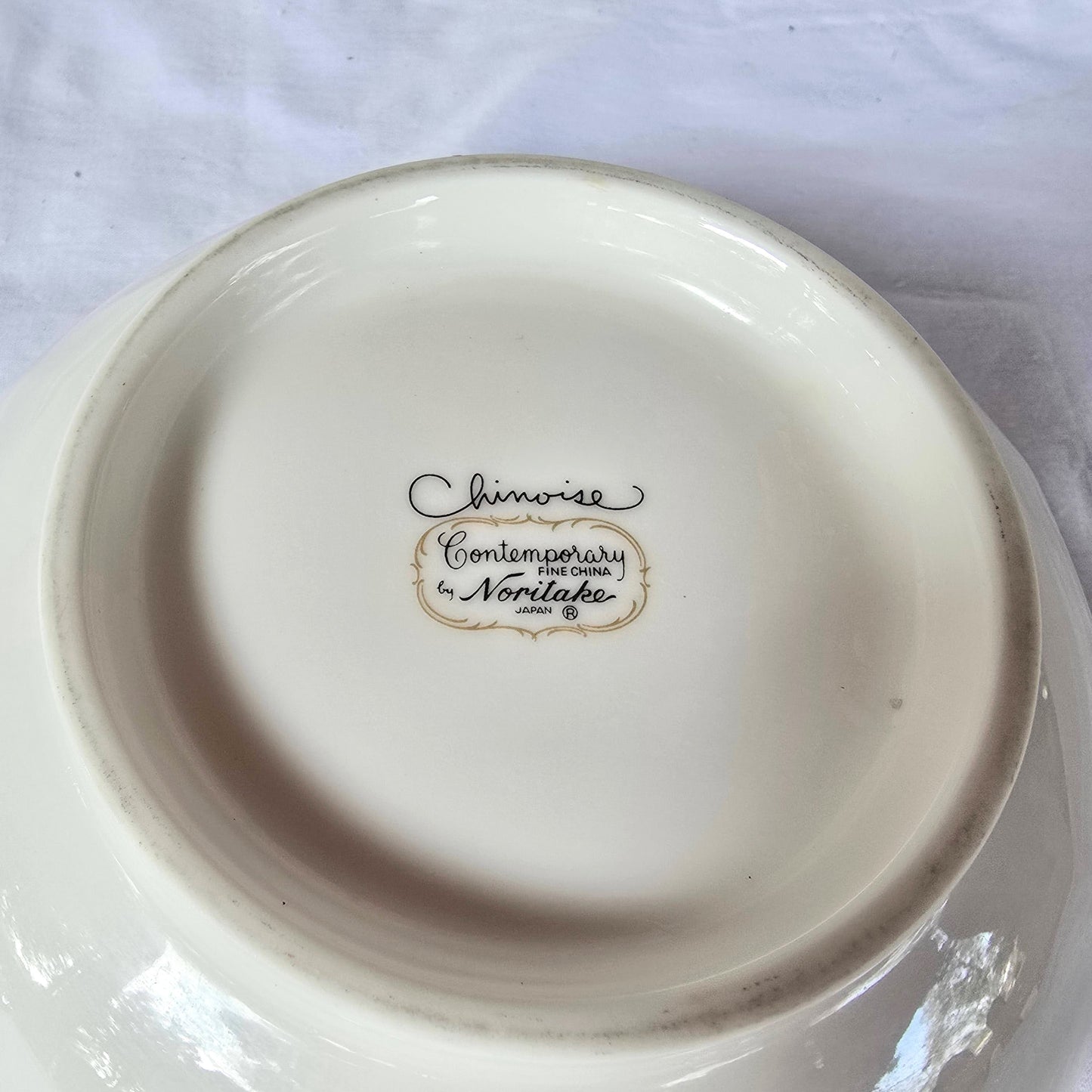 Chinose Noritake Contemporary Fine China Medium Size Bowl with Peach Pattern (Set of 2)