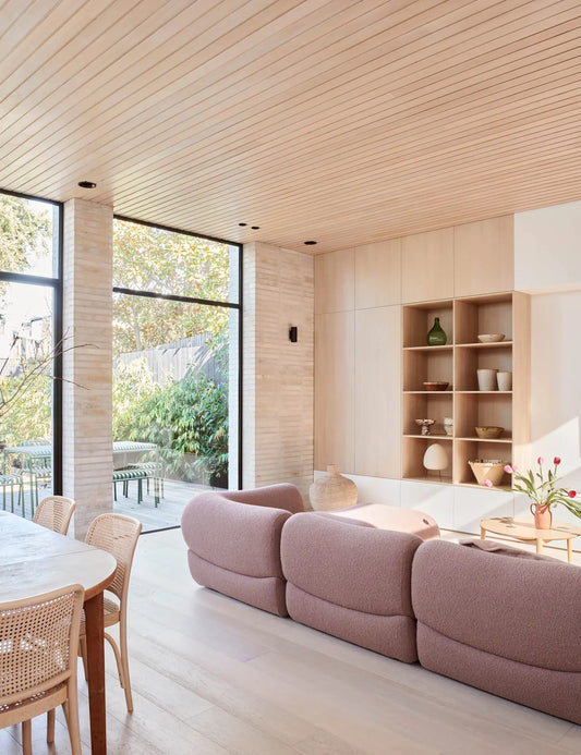Creating a Warm Minimalist Haven: A Guide to Cozy Simplicity