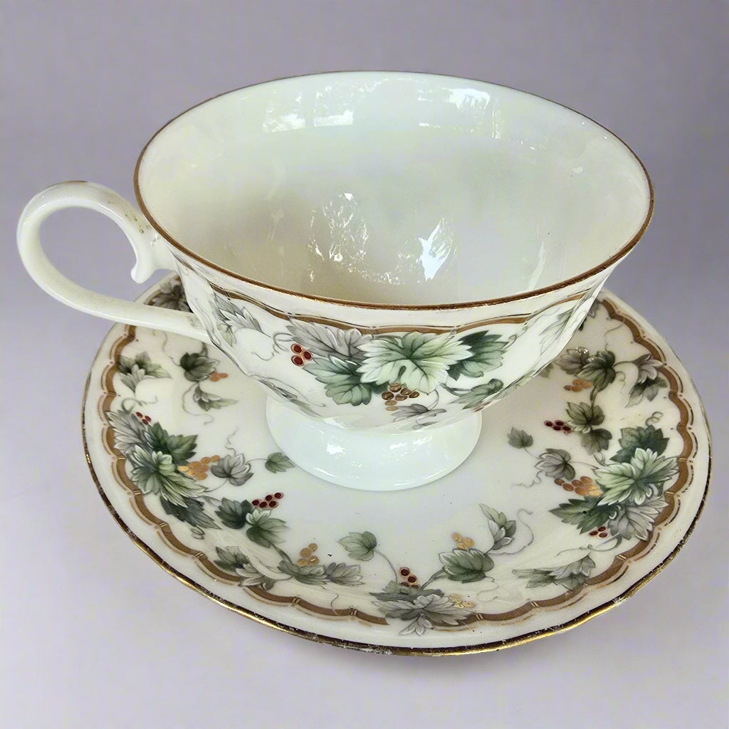 Narumi Arpege Fine Porcelain Cup Set