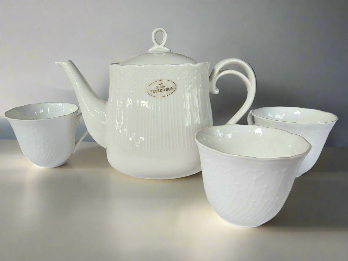 Very rare - Le Blanc Exceed Bon by Keito Japan bone china set