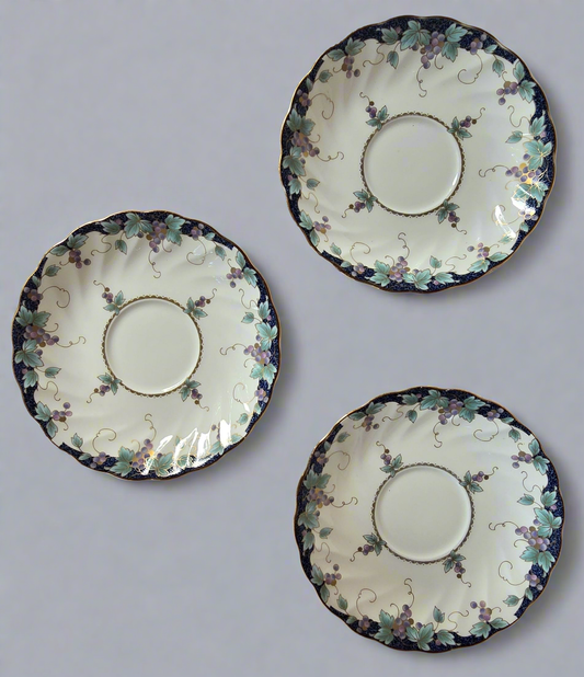 Yamaka Made in Japan Beautiful Bone China Small Plates (set of 2)