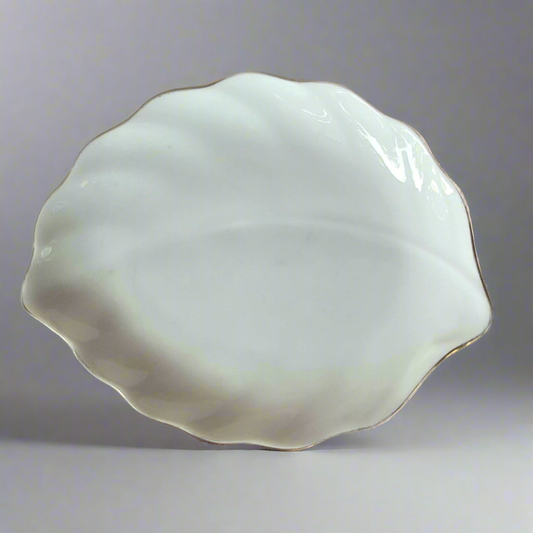 Tachikichi Small Leaf Shape White Porcelain Tableware
