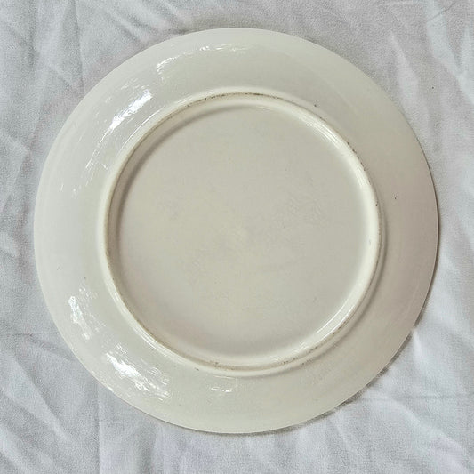 Christmas Plate by Leslie McGuirk
