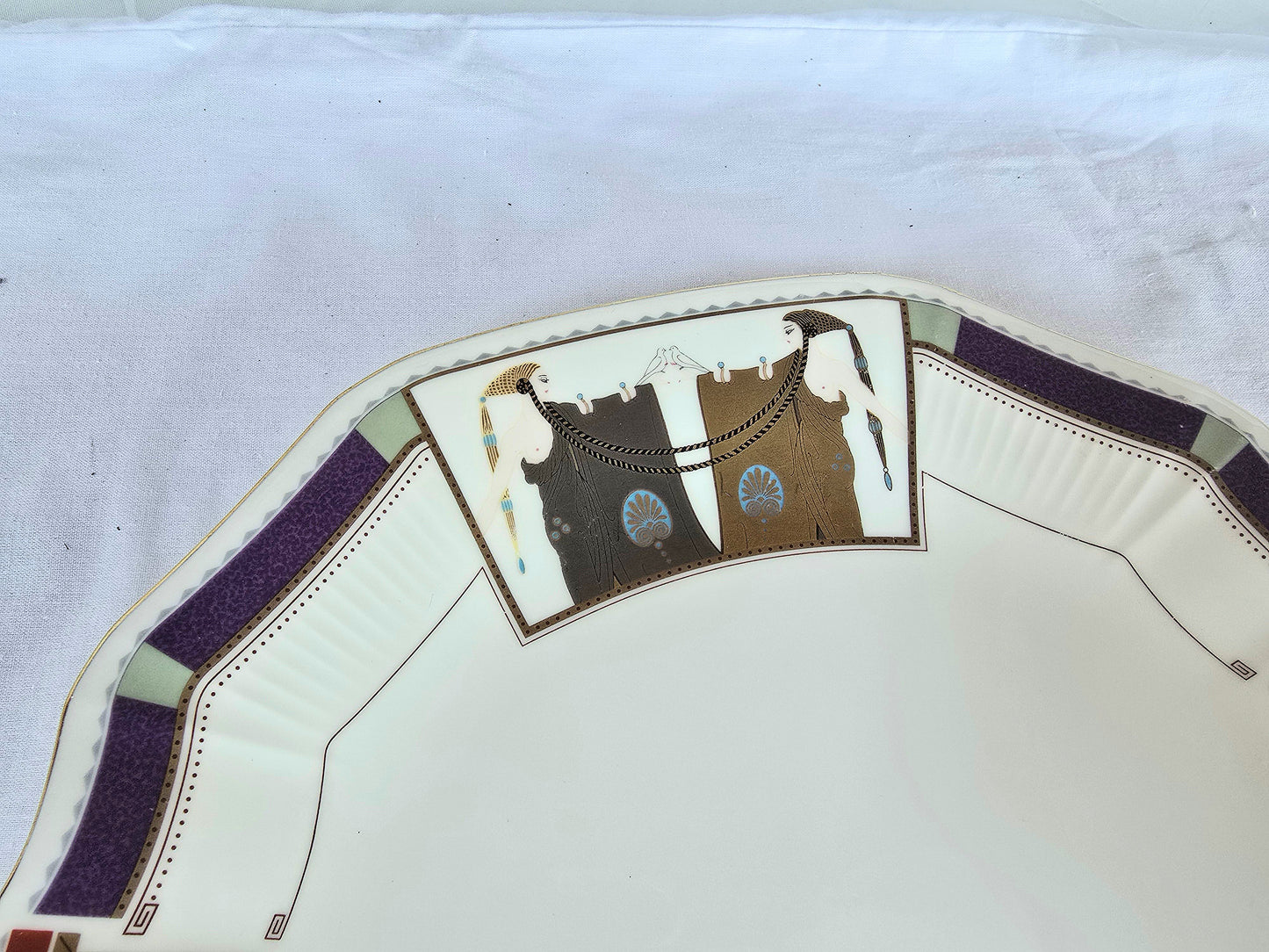 Shiseido Hanatsubaki Club "Esprit D'Erte" Bone China Plate